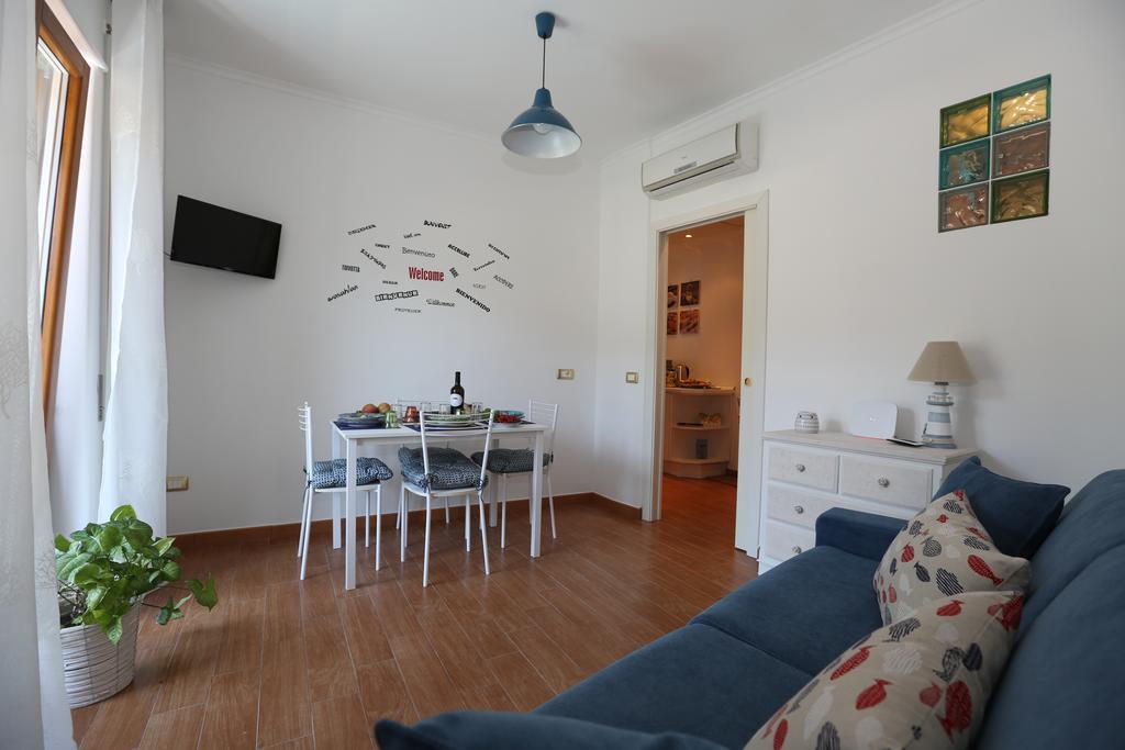 Casa Di Flo Appartement Sorrento Buitenkant foto
